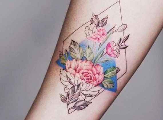 Tatuagens de Flores 20 sugestões incríveis
