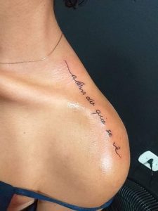 Tatuagens_ombro_frases-04