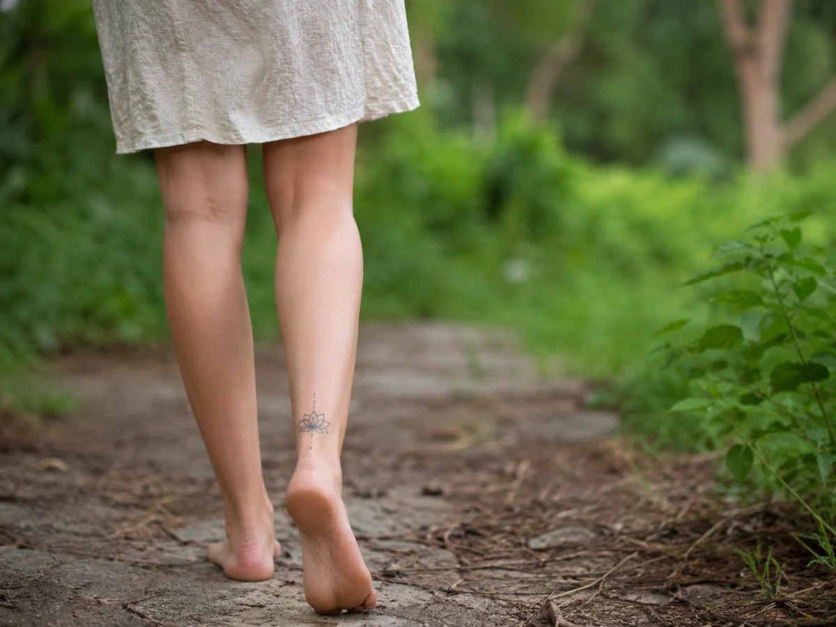 Tatuagem feminina de força e superação: símbolos e significados - imagem 3