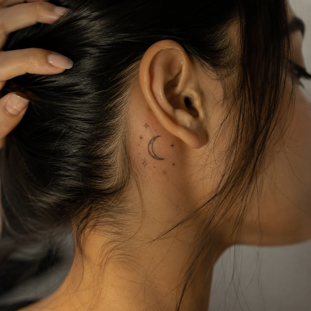 Tatuagens Femininas com Significado: Símbolos, Flores, Frases e Ideias Inspiradoras - imagem 3