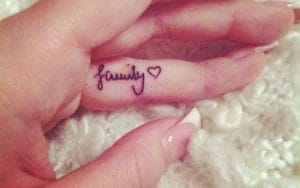15 Ideias de (mini) tatuagens para sua primeira Tattoo