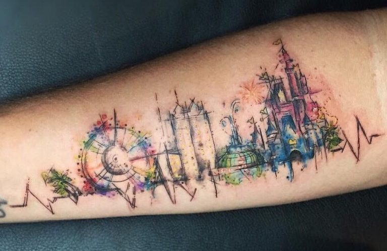 20 Ideias de tatuagens de viajantes que a farão querer fazer as malas e partir