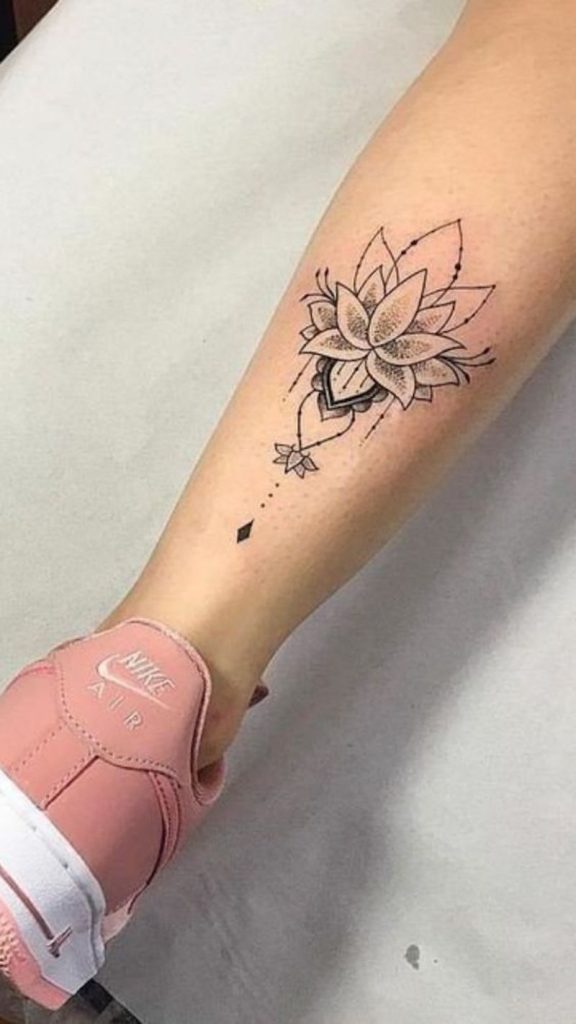 tatuagens de flor de lotus