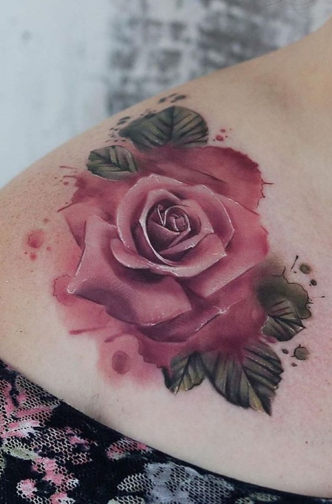 tatuagens femininas de rosas em aquarela