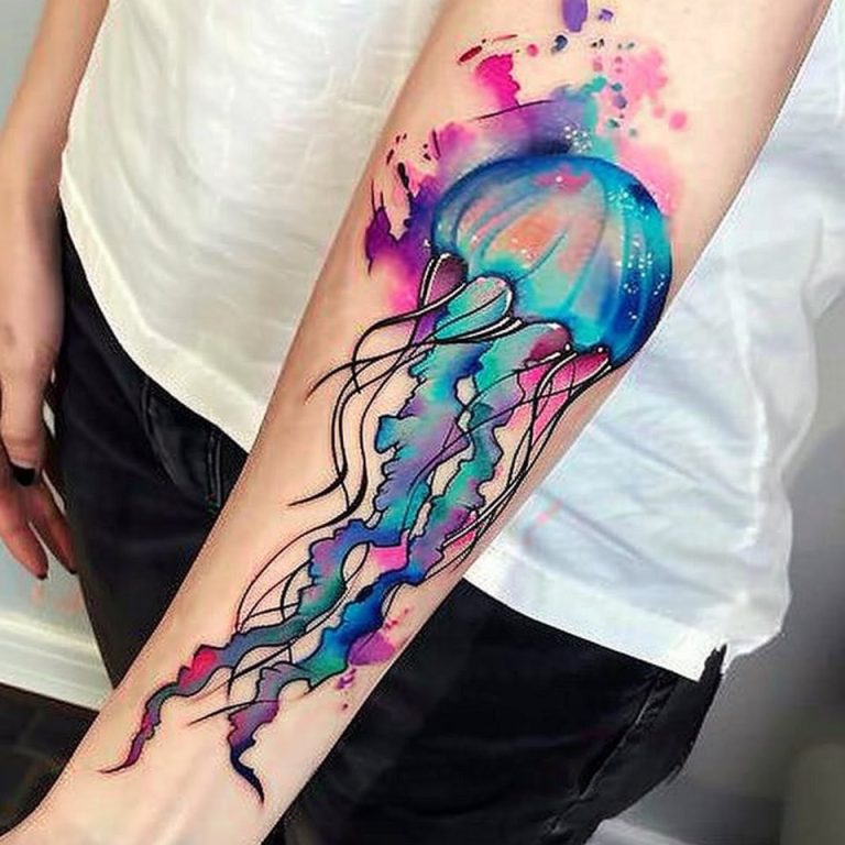 11 Tatuagens de Água-Viva no Braço: Beleza e Significado - 123 Tatuagens