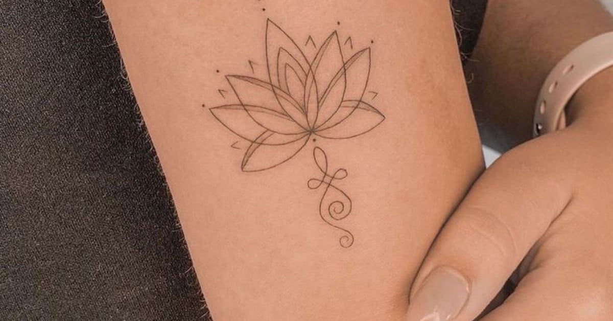 Tatuagem de Flor de Lótus